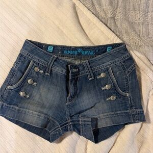 Sang Real Women's Classic Blue Jean Shorts